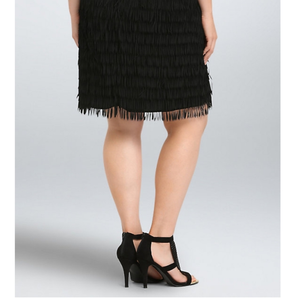 🌹🌹❤Torrid all over fringe skirt❤🌹🌹. - Picture 2 of 4